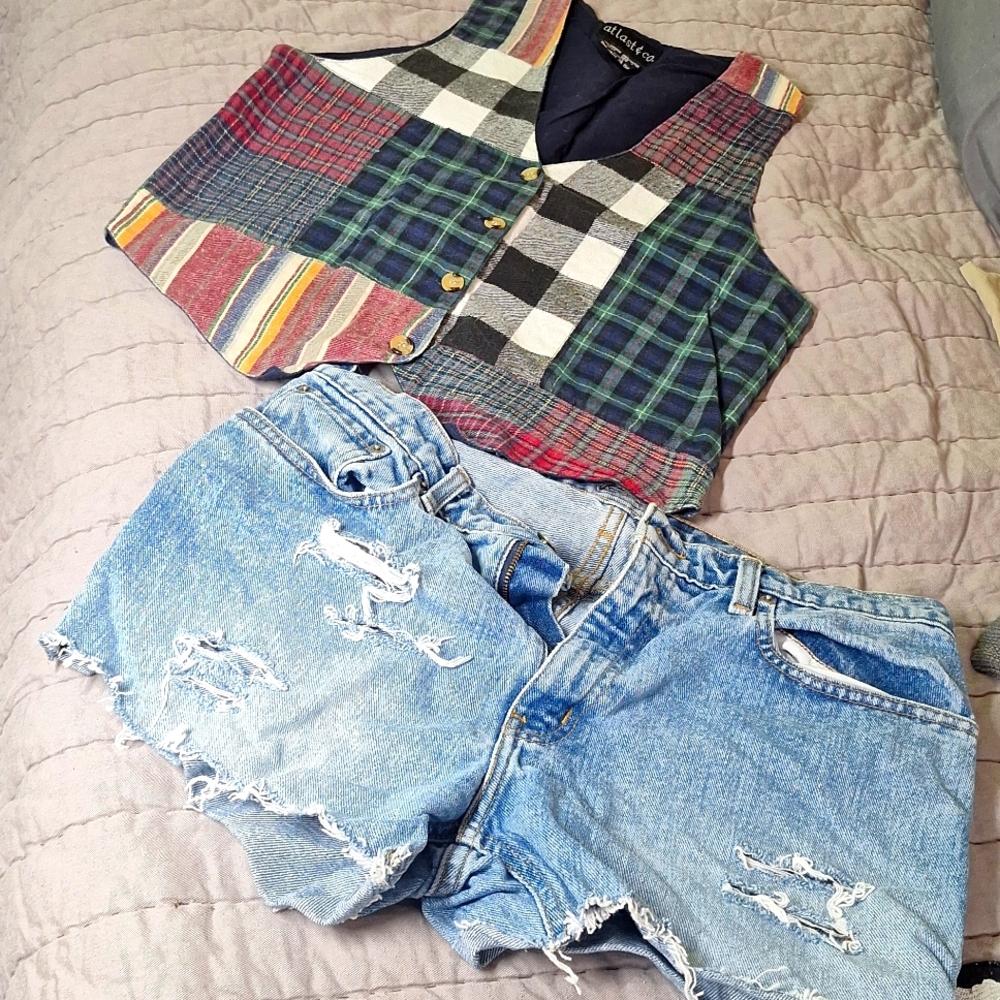 VINTAGE Bass cut-offs